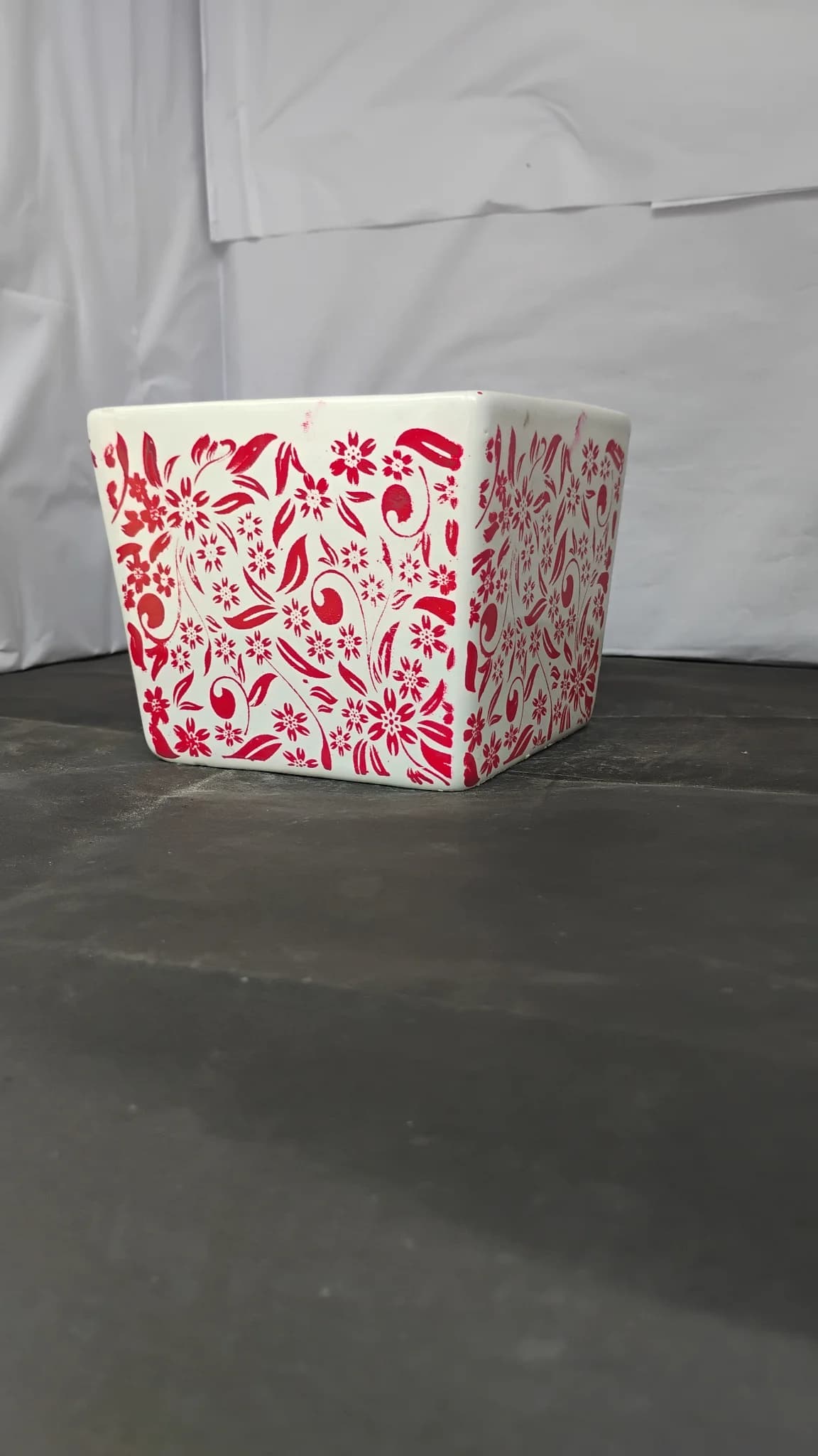 Ceramic pots 