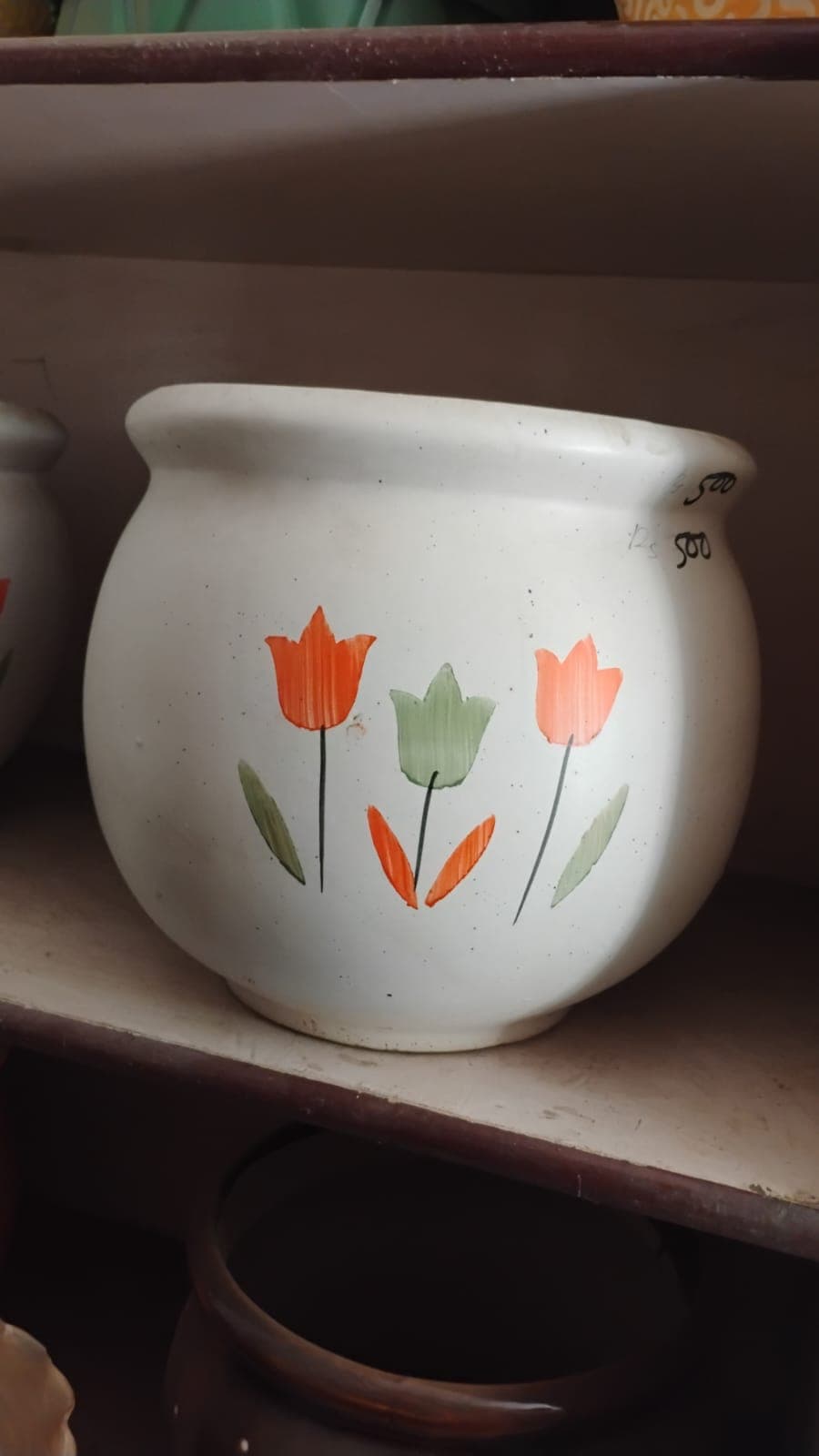 Ceramic pots - View 1